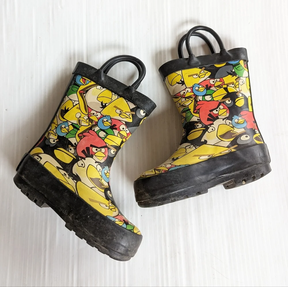 ANGRY BIRDS toddler rain boots size 5/6 unisex